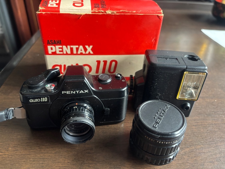 auto110+28mm+50mmレンズ（カメラ）の商品画像 - 査定依頼日：2026年5月19日 - 最高査定価格：2,000円