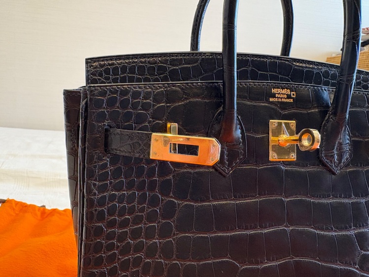 バーキン25 ニロティカスマット/ノアール（ブランドバッグ）の商品画像 - 査定依頼日：2025年9月13日 - 最高査定価格：6,400,000円