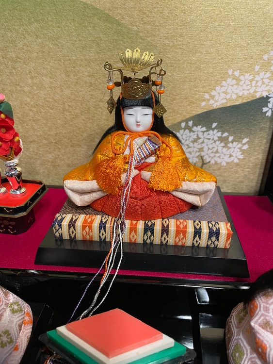 作家ものとしての評価で査定いただけますか？  ﻿【木村一秀 作】江戸木目込 平安（美術品・骨董品）の商品画像 - 査定依頼日：2025年11月5日 - 最高査定価格：2,000円