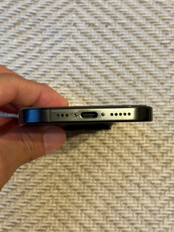 iPhone iPhone 16 Pro 128GB SIMフリー（スマホ）の商品画像 - 査定依頼日：2026年9月6日 - 最高査定価格：103,000円