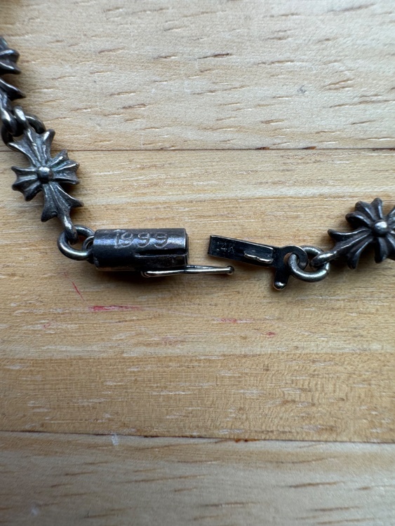 クロムハーツ　タイニーeブレスレット（金・貴金属）の商品画像 - 査定依頼日：2025年12月13日 - 最高査定価格：100,000円