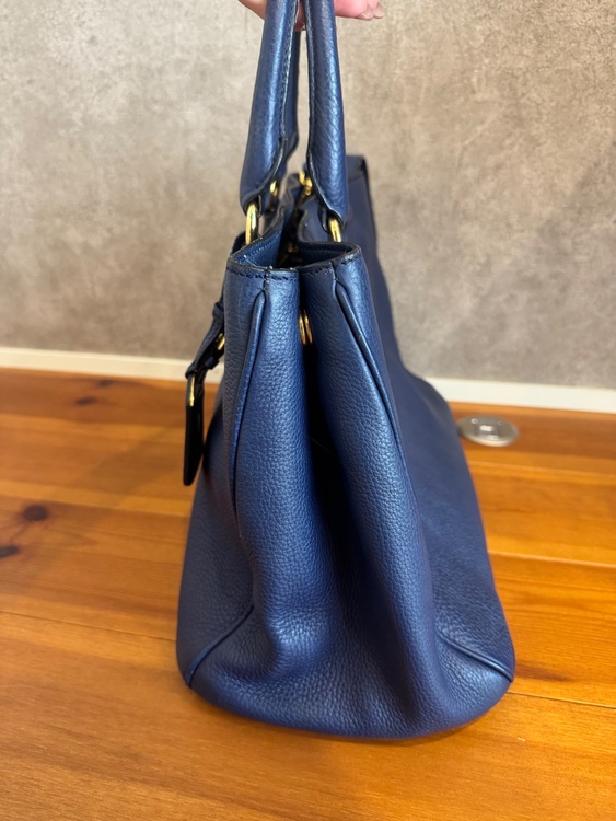 プラダ  （ブランドバッグ）の商品画像 - 査定依頼日：2025年9月30日 - 最高査定価格：70,000円