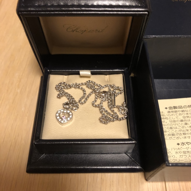 ショパール　ネックレス（宝石）の商品画像 - 査定依頼日：2022年5月7日 - 最高査定価格：130,000円