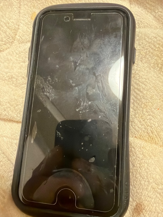 iPhone（スマホ）の商品画像 - 査定依頼日：2026年3月27日 - 最高査定価格：23,000円