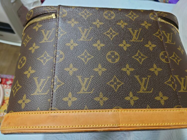 ヴァニティ（ブランドバッグ）の商品画像 - 査定依頼日：2025年8月20日 - 最高査定価格：60,000円