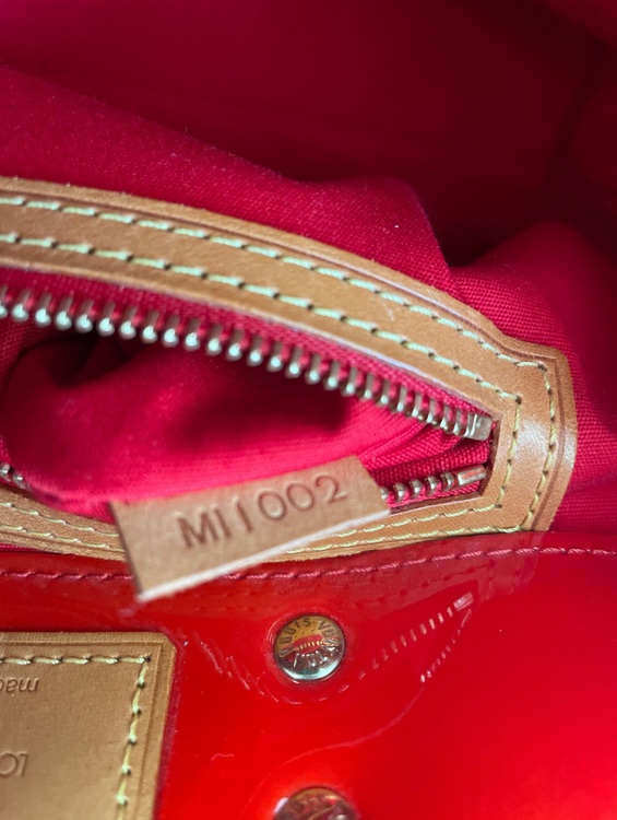 ヴェルニ　リードPM（ブランドバッグ）の商品画像 - 査定依頼日：2025年6月9日 - 最高査定価格：60,000円