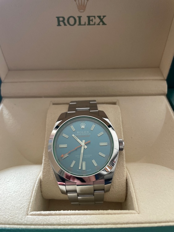 ロレックス ミルガウス 116400gu（高級時計）の商品画像 - 査定依頼日：2025年8月28日 - 最高査定価格：1,650,000円