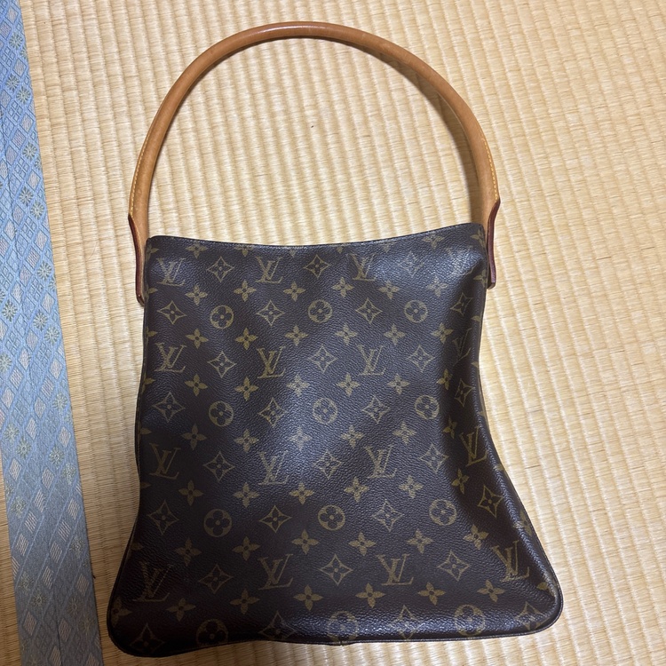 ルーピング（ブランドバッグ）の商品画像 - 査定依頼日：2026年10月9日 - 最高査定価格：50,000円