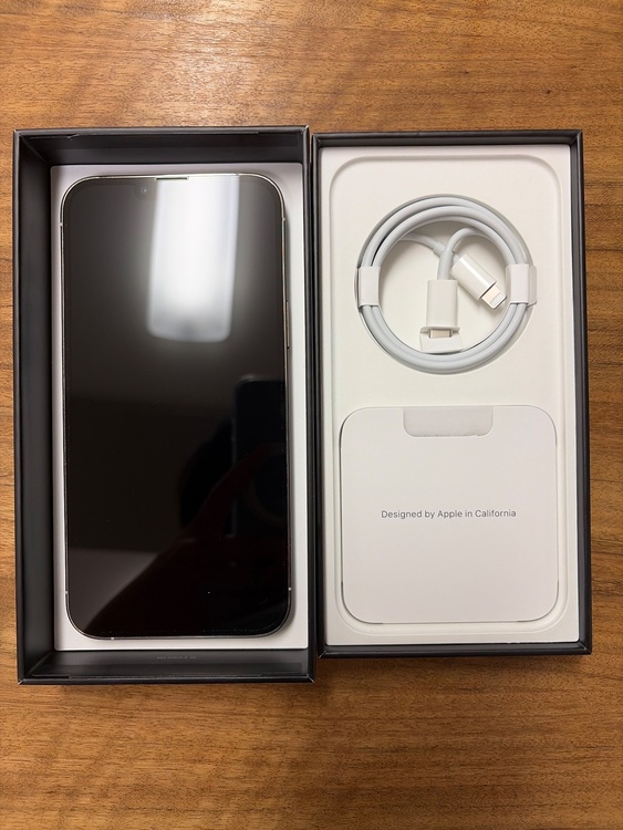 iPhone iPhone 13 Pro Max 256GB SIMフリー（スマホ）の商品画像 - 査定依頼日：2026年7月4日 - 最高査定価格：62,000円