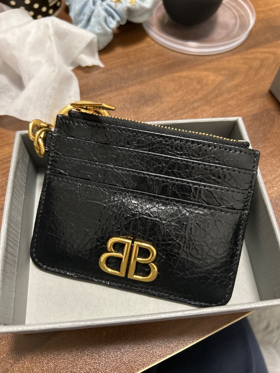 バレンシアガ  （ブランドバッグ）の商品画像 - 査定依頼日：2025年7月22日 - 最高査定価格：30,000円