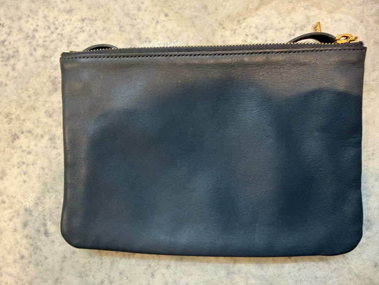 CELINE セリーヌ トリオ ショルダーバッグ レザー（ブランドバッグ）の商品画像 - 査定依頼日：2026年5月29日 - 最高査定価格：50,000円