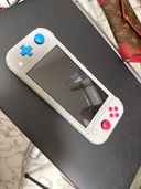 Switchライト（ゲーム機本体・ゲームソフト）の商品画像 - 査定依頼日：2025年11月9日 - 最高査定価格：9,500円