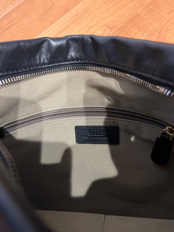 BALLY ショルダーバッグ（ブランドバッグ）の商品画像 - 査定依頼日：2026年10月14日 - 最高査定価格：100,000円