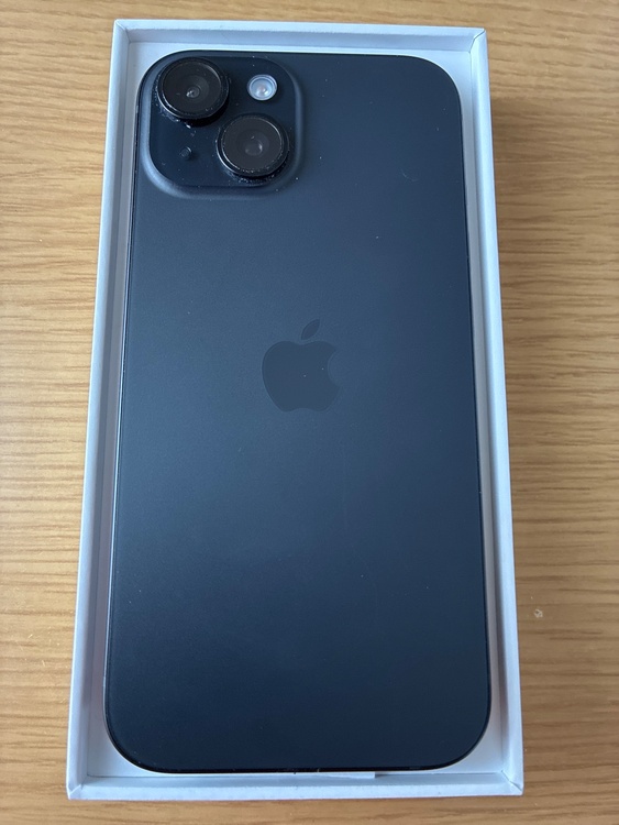 iPhone iPhone 15 128GB SIMフリー（スマホ）の商品画像 - 査定依頼日：2026年6月29日 - 最高査定価格：70,000円