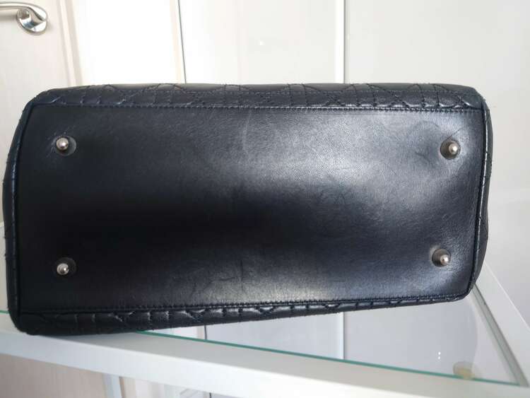 レディディオール　カナージュ　06-MA-1016（ブランドバッグ）の商品画像 - 査定依頼日：2025年2月9日 - 最高査定価格：80,000円