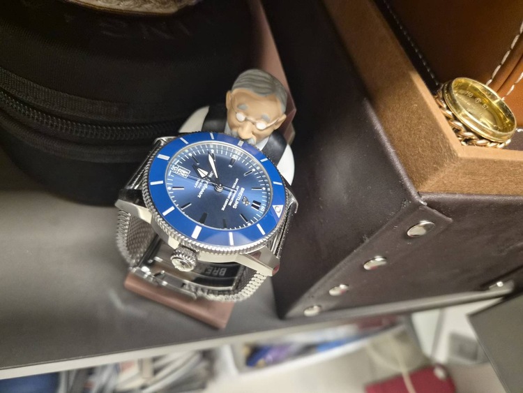 ブライトリング スーパーオーシャン AB3111161C1A（高級時計）の商品画像 - 査定依頼日：2026年2月23日 - 最高査定価格：660,000円