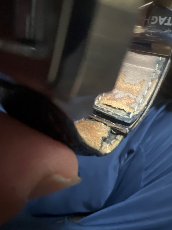 タグホイヤー モナコ CAW2111-1（高級時計）の商品画像 - 査定依頼日：2026年2月4日 - 最高査定価格：505,000円