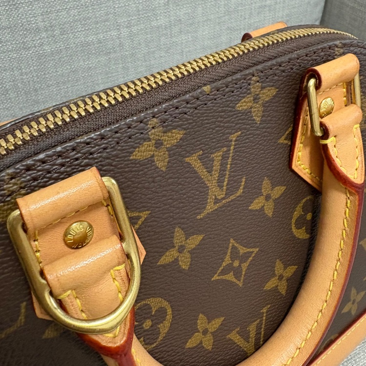 ルイヴィトン アルマ （ブランドバッグ）の商品画像 - 査定依頼日：2025年6月13日 - 最高査定価格：100,000円