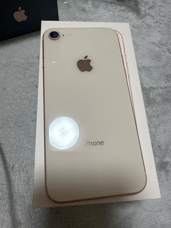 iPhone8 64GB Softbank（スマホ）の商品画像 - 査定依頼日：2025年10月20日 - 最高査定価格：6,000円