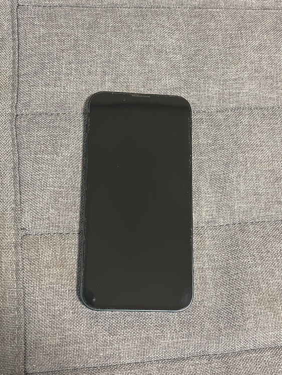 iPhone（スマホ）の商品画像 - 査定依頼日：2026年9月26日 - 最高査定価格：36,000円