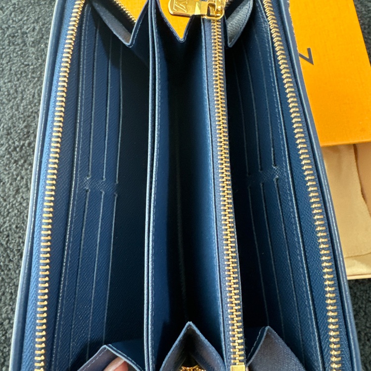 ルイヴィトン　長財布（ブランド財布・小物）の商品画像 - 査定依頼日：2025年9月29日 - 最高査定価格：60,000円