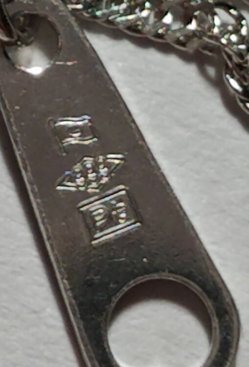 純プラチナ　Wスクリューブレスレット（金・貴金属）の商品画像 - 査定依頼日：2025年11月1日 - 最高査定価格：16,000円