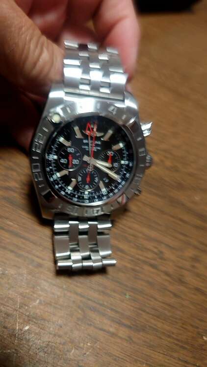 ブライトリング クロノマット （高級時計）の商品画像 - 査定依頼日：2025年3月19日 - 最高査定価格：350,000円