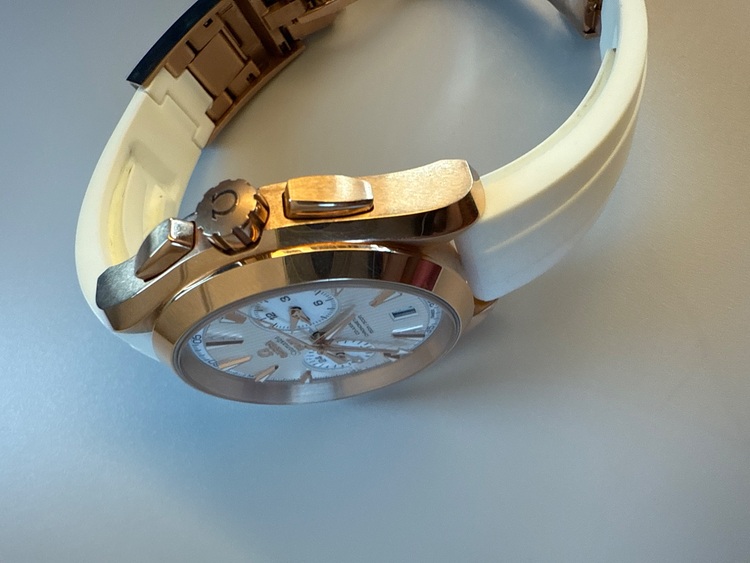 オメガ シーマスター 102912（高級時計）の商品画像 - 査定依頼日：2025年8月24日 - 最高査定価格：1,700,000円