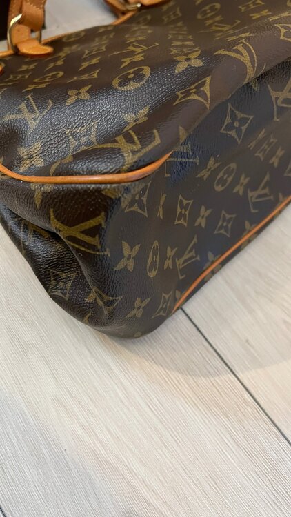 バディニョール　オリゾンタル（ブランドバッグ）の商品画像 - 査定依頼日：2025年3月10日 - 最高査定価格：80,000円