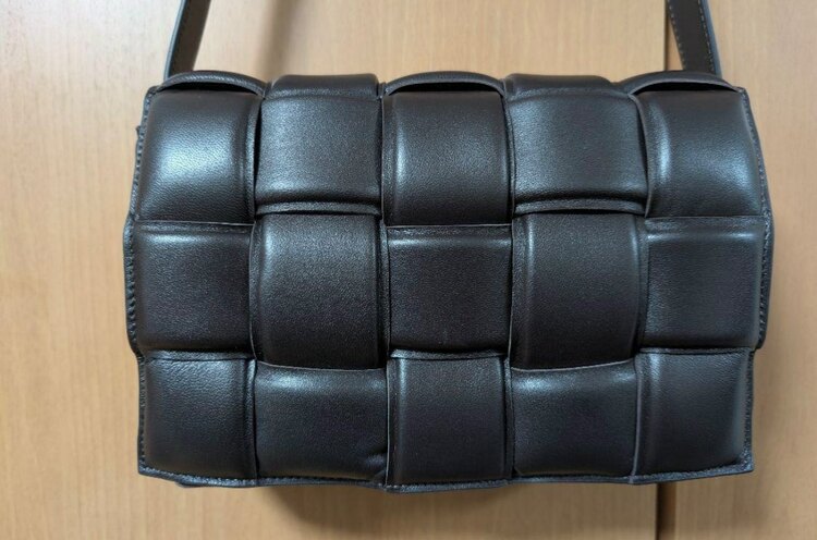 ボッテガ・ヴェネタ ケリー （ブランドバッグ）の商品画像 - 査定依頼日：2025年3月23日 - 最高査定価格：120,000円