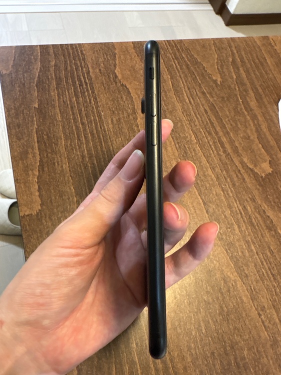 iPhone7（スマホ）の商品画像 - 査定依頼日：2026年7月24日 - 最高査定価格：1,500円