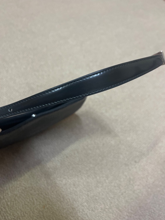 プラダ  （ブランドバッグ）の商品画像 - 査定依頼日：2025年11月13日 - 最高査定価格：160,000円