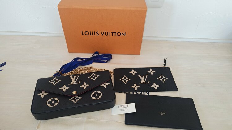 ポシェットフェリシーバイカラー（ブランドバッグ）の商品画像 - 査定依頼日：2026年2月3日 - 最高査定価格：180,000円