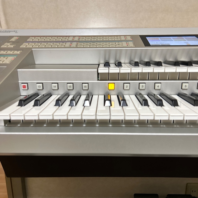 YAMAHA エレクトーン ELS02C（ピアノ・楽器・PA機材）の商品画像 - 査定依頼日：2026年5月11日 - 最高査定価格：11,000円