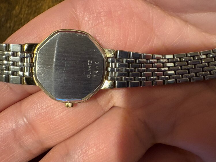 オメガ（高級時計）の商品画像 - 査定依頼日：2025年3月21日 - 最高査定価格：8,000円