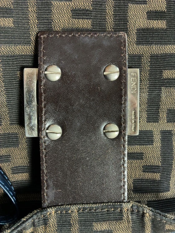 FENDI ワンショルダー（ブランドバッグ）の商品画像 - 査定依頼日：2025年12月2日 - 最高査定価格：90,000円