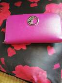 ヴェルサーチ長財布（ブランド財布・小物）の商品画像 - 査定依頼日：2024年4月25日 - 最高査定価格：1,500円