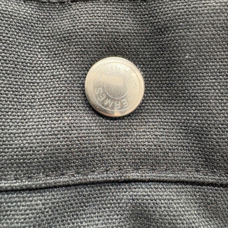 エルメス フールトゥ PM トートバッグ キャンパス地 黒系（ブランドバッグ）の商品画像 - 査定依頼日：2025年10月1日 - 最高査定価格：8,000円