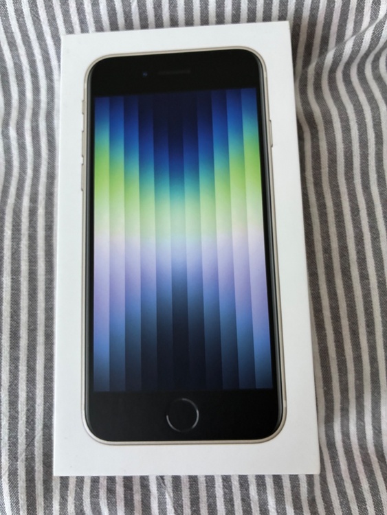 iPhone SE (第 3 世代) 64GB Softbank（スマホ）の商品画像 - 査定依頼日：2026年3月15日 - 最高査定価格：20,000円