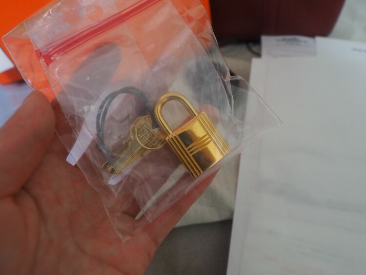 ピコタンロック18（ブランドバッグ）の商品画像 - 査定依頼日：2025年6月27日 - 最高査定価格：480,000円