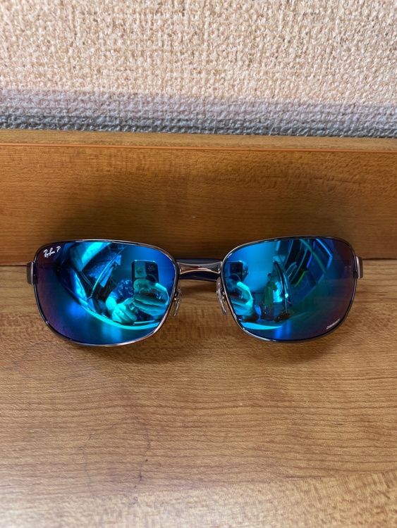 RB2132Fnew wayfarer 902 レイバンUSA RB3566-ch004／A1（古着・ファッション）の商品画像 - 査定依頼日：2026年9月2日 - 最高査定価格：3,500円