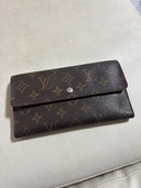 長財布（ブランド財布・小物）の商品画像 - 査定依頼日：2025年12月2日 - 最高査定価格：10,000円