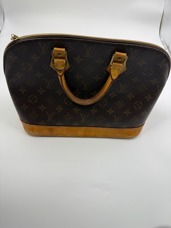 ルイヴィトン モノグラム （ブランドバッグ）の商品画像 - 査定依頼日：2026年1月11日 - 最高査定価格：60,000円