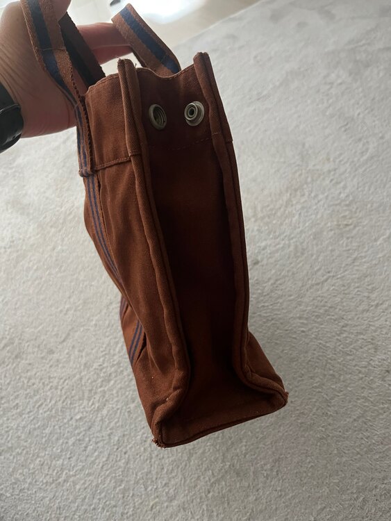 フールトゥ（ブランドバッグ）の商品画像 - 査定依頼日：2025年3月31日