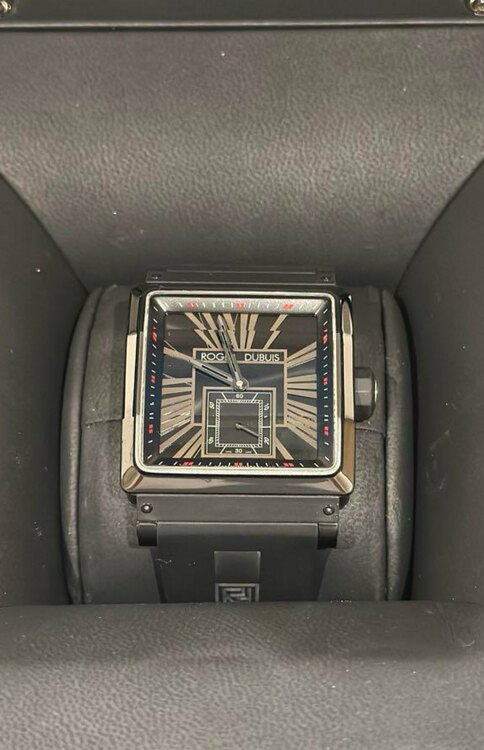 ロジェ・デュブイ その他 （高級時計）の商品画像 - 査定依頼日：2025年5月20日 - 最高査定価格：750,000円