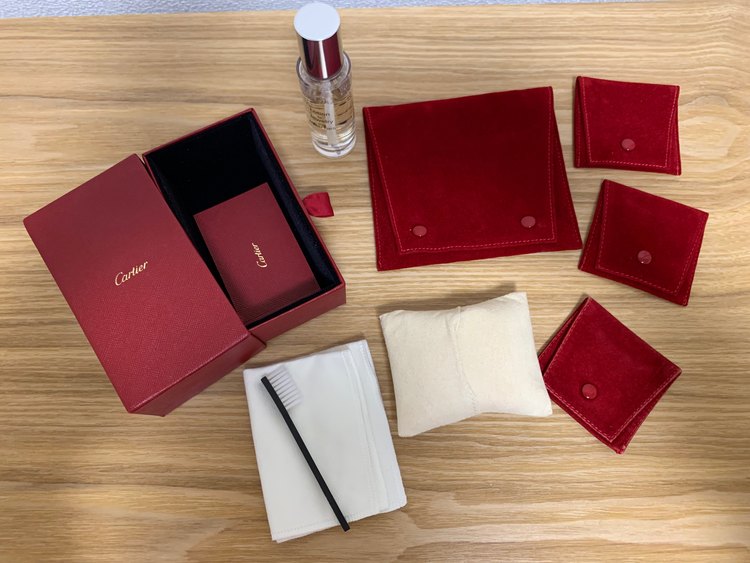 カルティエ1895ソリテール　他（宝石）の商品画像 - 査定依頼日：2023年5月31日 - 最高査定価格：155,000円