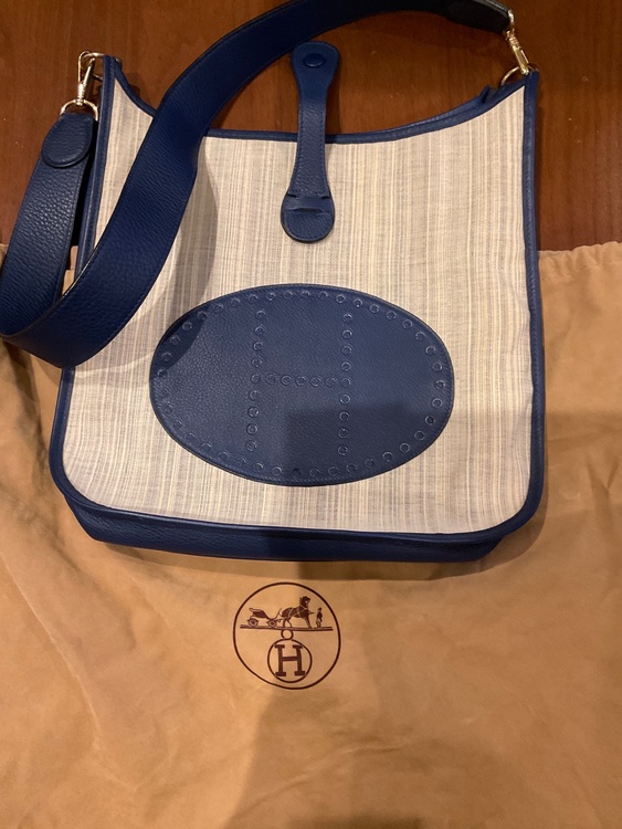 エルメス エブリン （ブランドバッグ）の商品画像 - 査定依頼日：2025年7月27日 - 最高査定価格：150,000円