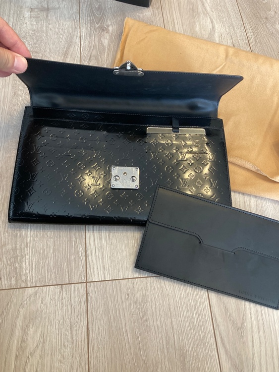 バッグ（ブランドバッグ）の商品画像 - 査定依頼日：2025年12月29日 - 最高査定価格：25,000円