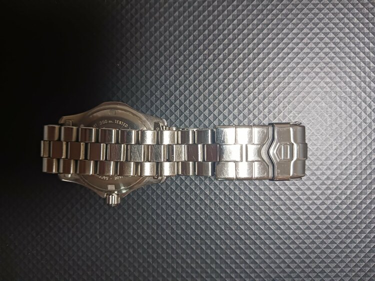 プロフェッショナル200m（高級時計）の商品画像 - 査定依頼日：2026年1月19日 - 最高査定価格：20,000円