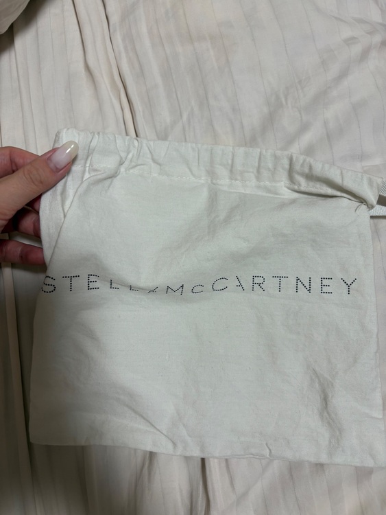 ファラベラ（ブランドバッグ）の商品画像 - 査定依頼日：2025年8月21日 - 最高査定価格：10,000円